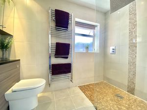Downstairs Shower Room/WC- click for photo gallery